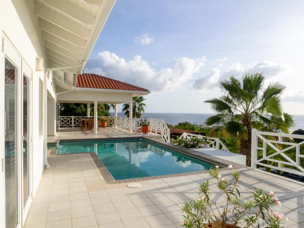 Villa Happy View Willibrordus Екстер'єр фото