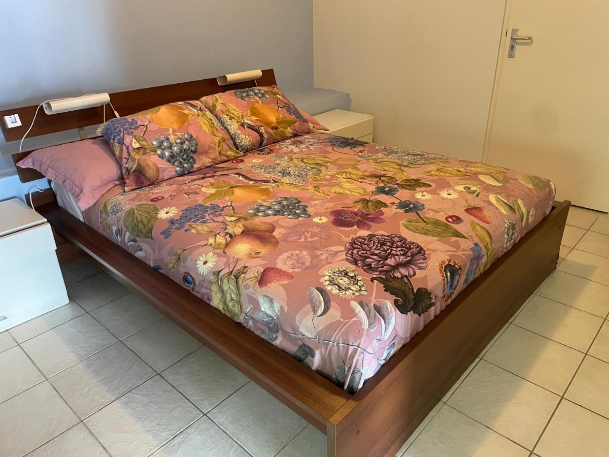 Villa Happy View Willibrordus Екстер'єр фото